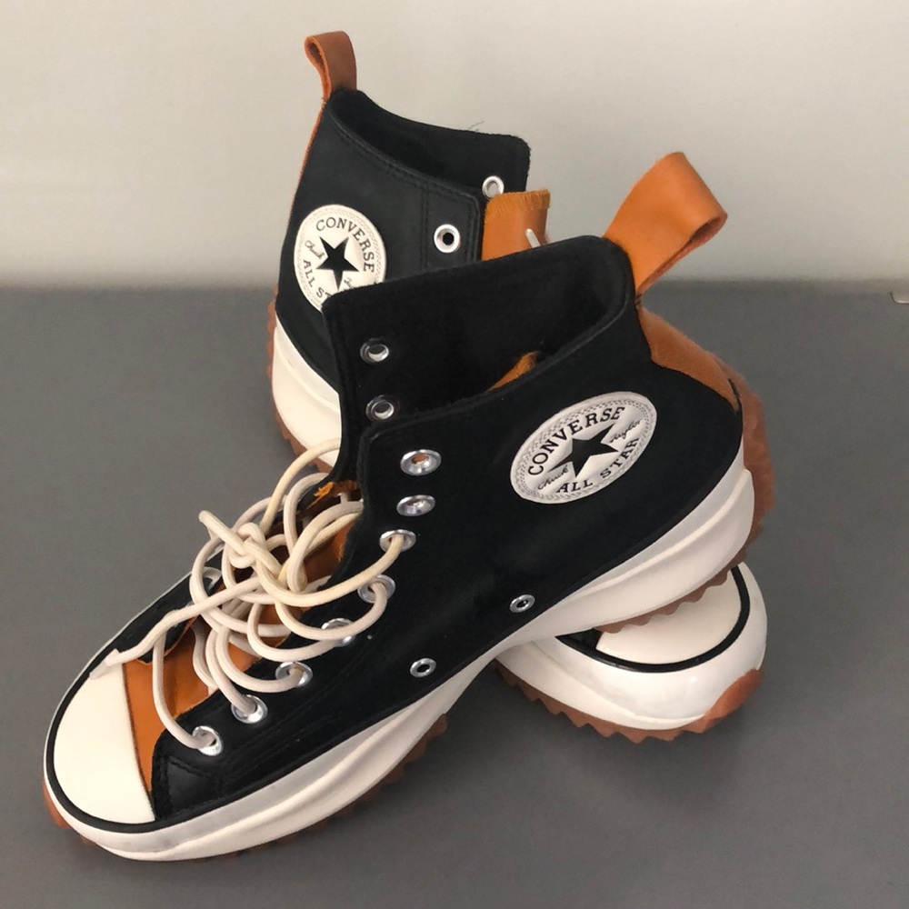 Like New Converse Run Hike